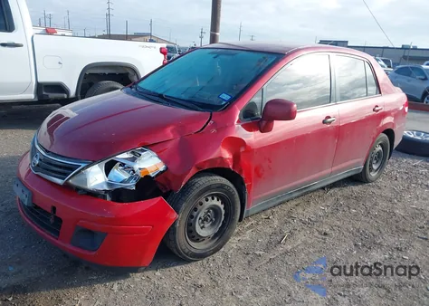 2010 Nissan Versa 1.8S z USA, uszkodzony, nr VIN 3N1BC1AP0AL383141